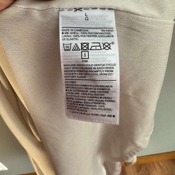 Old Navy Floral Cami Dress - Picture 7 of 9